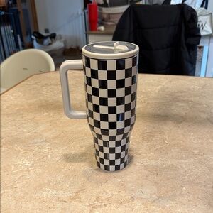 Checkered Black and Tan Hydrojog